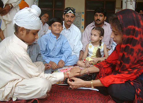 Raksha-Bandhan-1